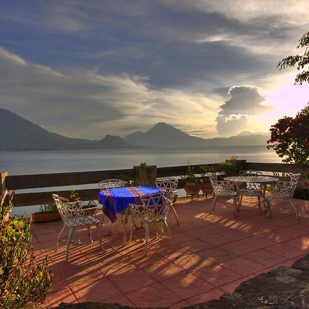 Hotel Terrazas Del Lago San Antonio Palopó Exteriör bild