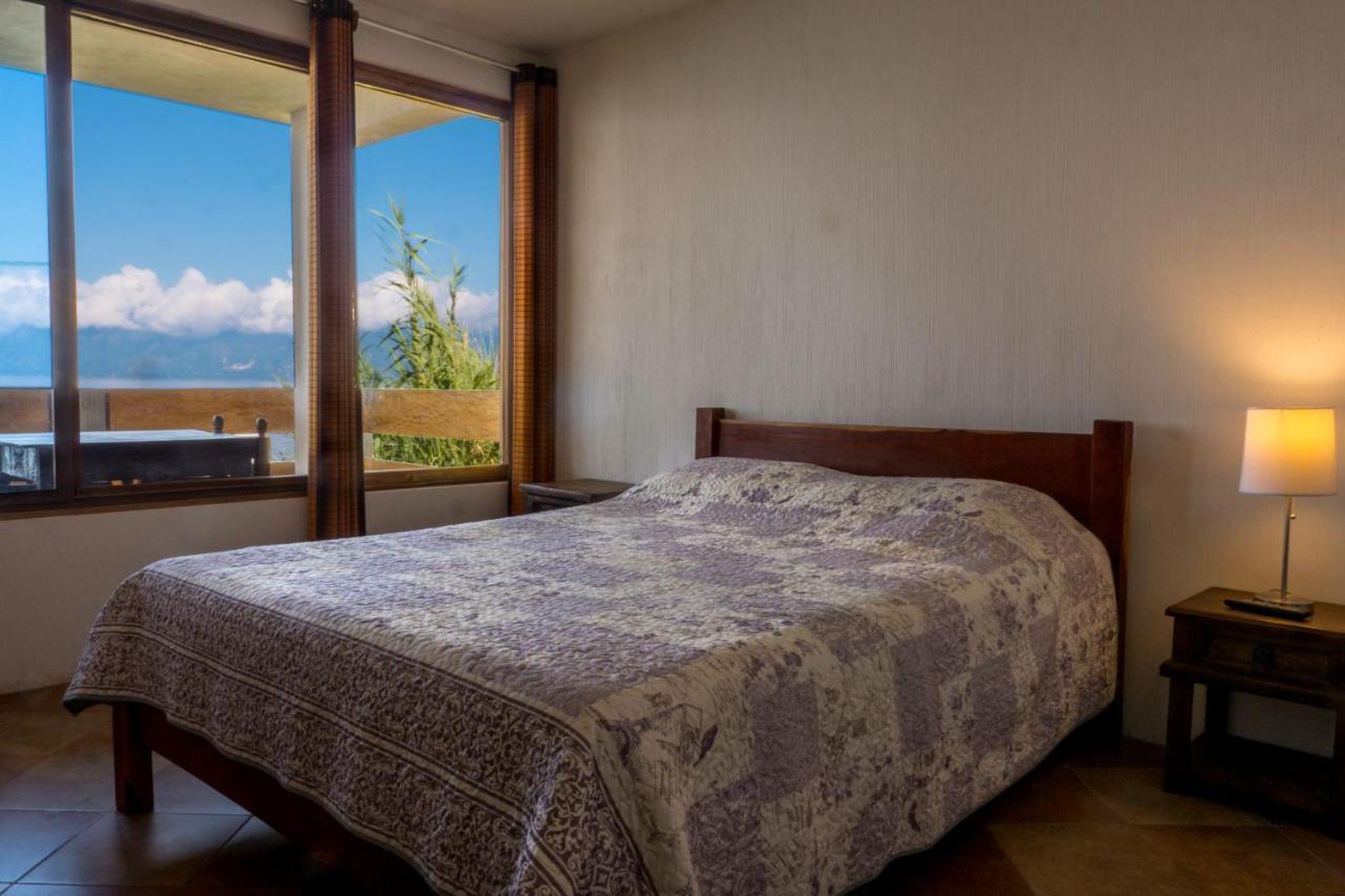 Hotel Terrazas Del Lago San Antonio Palopó Exteriör bild