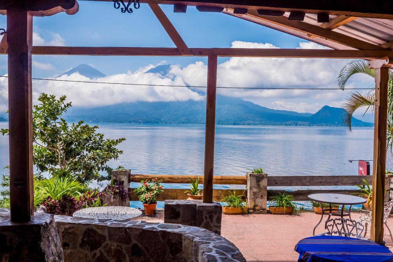 Hotel Terrazas Del Lago San Antonio Palopó Exteriör bild