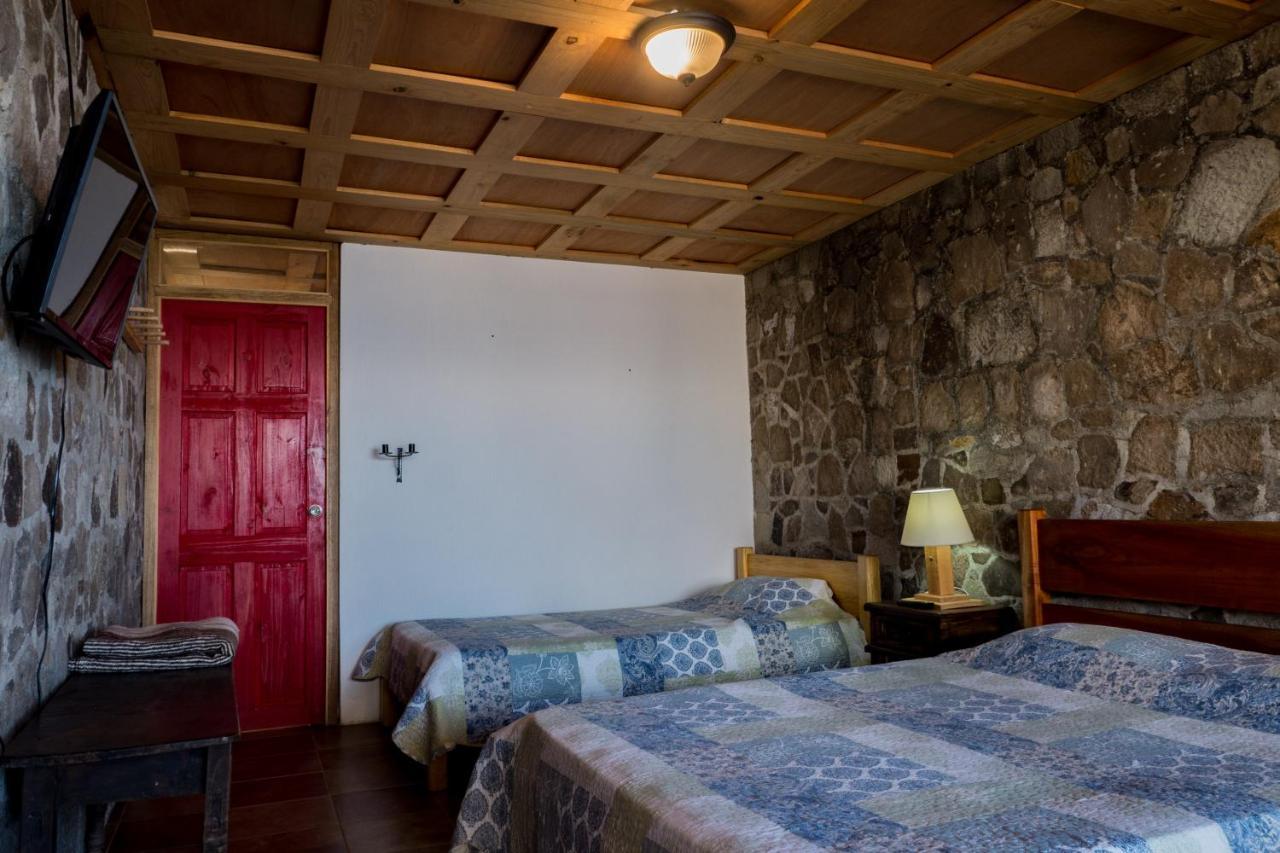 Hotel Terrazas Del Lago San Antonio Palopó Exteriör bild